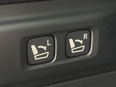 Used 2025 MAZDA CX-70 3.3 Turbo w/ Preferred Package image 18