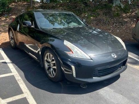 Used 2014 Nissan 370Z Coupe RWD image 7