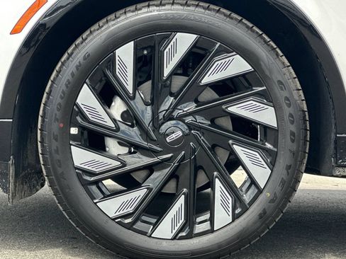 New 2026 Lincoln Nautilus Reserve w/ Jet Appearance Package AWD/4WD image 25