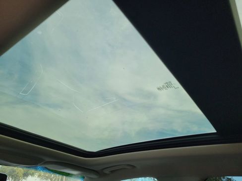 Used 2018 Ford Edge Titanium w/ Equipment Group 301A image 20