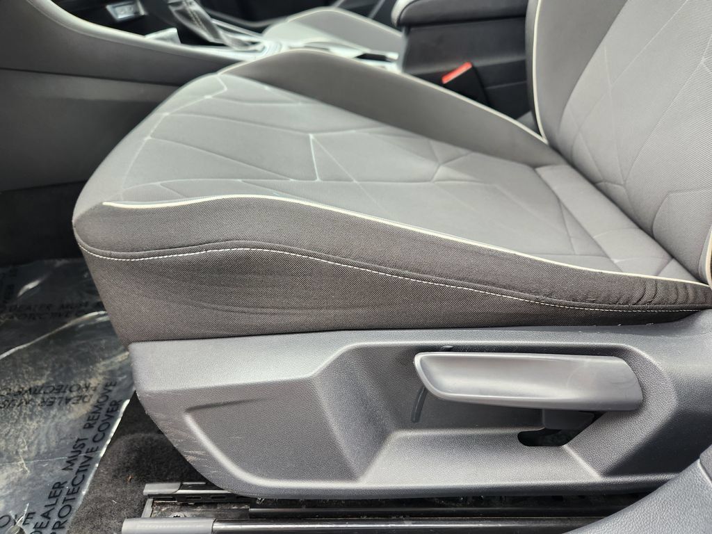 Used 2025 Volkswagen Jetta Sport FWD image 15