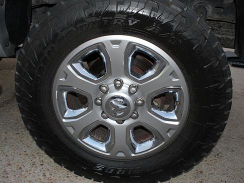 Used 2016 RAM 2500 Laramie w/ Convenience Group image 40