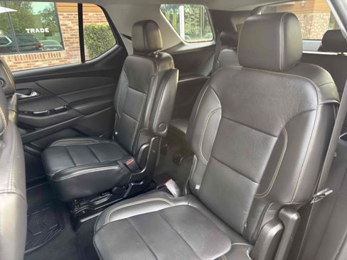 Used 2019 Chevrolet Traverse LT w/ LPO, Floor Liner Package image 82