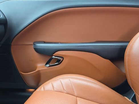 Used 2021 Dodge Challenger SRT Hellcat w/ Plus Package image 12