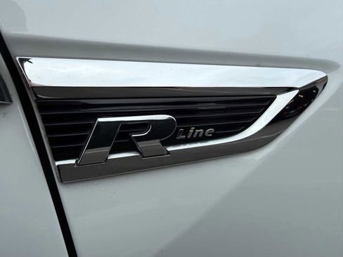 Used 2020 Volkswagen Tiguan SEL Premium R-Line w/ 3rd Row Seat Package image 6