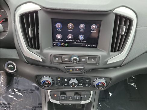 Used 2023 GMC Terrain SLE w/ Driver Convenience Package FWD image 26