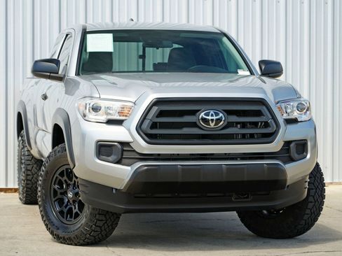 Used 2022 Toyota Tacoma SR w/ SX Package image 2