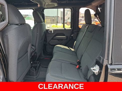 Used 2024 Jeep Wrangler Unlimited Sahara w/ Safety Group AWD/4WD image 10