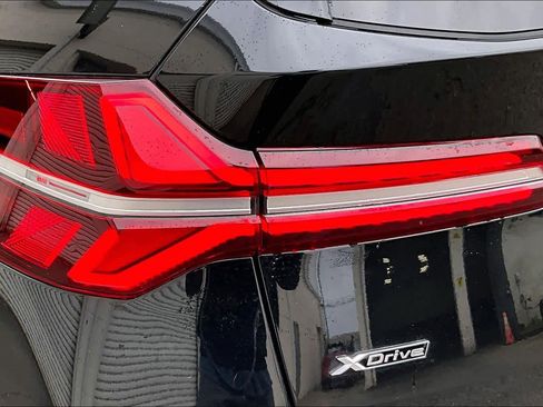 Used 2025 BMW X3 xDrive30i w/ Premium Package image 31