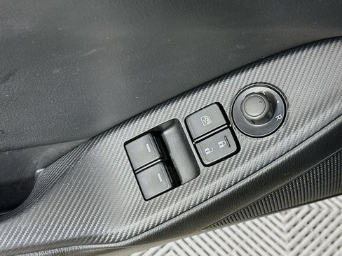 Used 2016 MAZDA MX-5 Miata Club RWD image 17