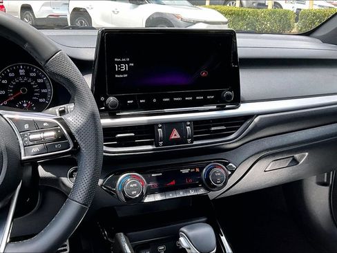 Certified 2023 Kia Forte GT-Line FWD image 8