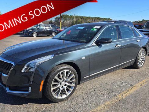 Used 2018 Cadillac CT6 Luxury image 1