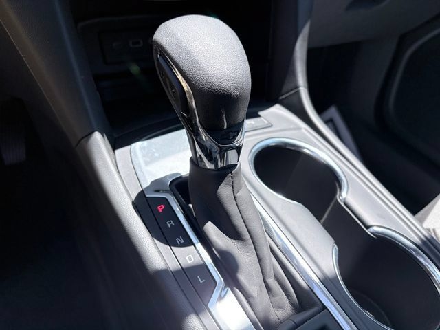 Used 2023 Chevrolet Equinox LT w/ Driver Convenience Package FWD image 21