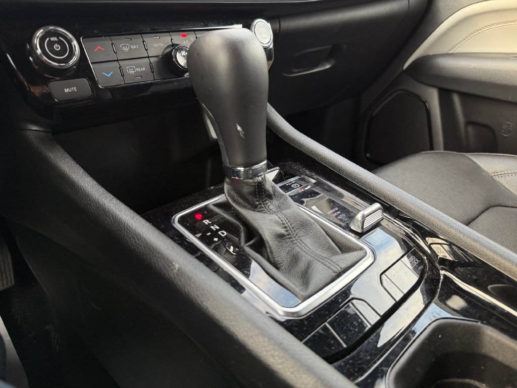 Used 2025 Jeep Compass Limited AWD/4WD image 31