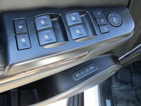 Used 2020 Chevrolet Tahoe LT image 20