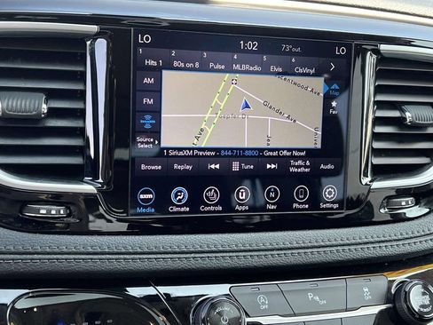 Used 2019 Chrysler Pacifica Limited FWD image 22