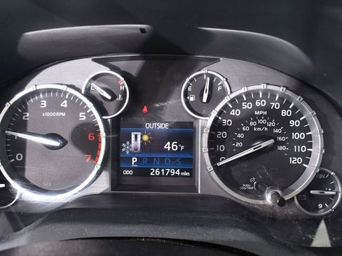 Used 2014 Toyota Tundra SR5 w/ TRD Off Road Package image 26