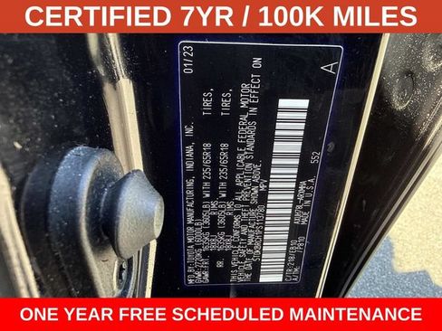 Used 2023 Toyota Highlander XLE AWD/4WD image 30