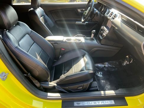 Used 2021 Ford Mustang Premium RWD image 17