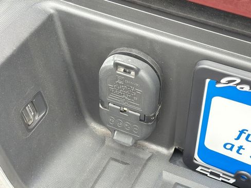 Used 2017 GMC Sierra 1500 SLT image 23