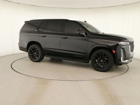 Used 2022 Cadillac Escalade Sport w/ LPO, ONYX Package AWD/4WD image 9