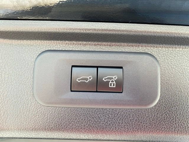 Certified 2025 Toyota Grand Highlander AWD image 5