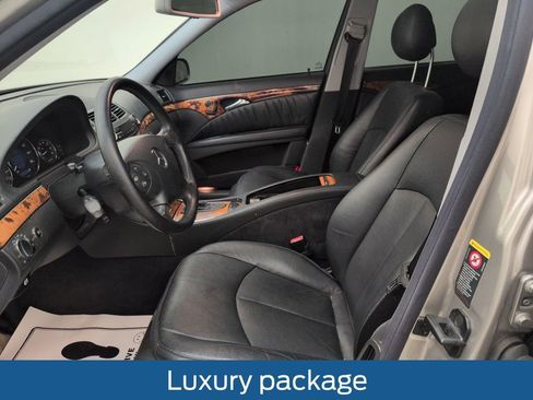 Used 2005 Mercedes-Benz E 500 E 500 image 4