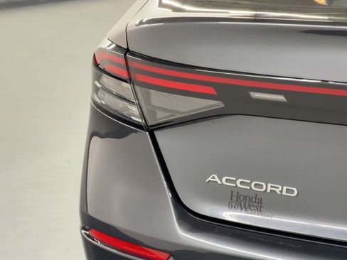 Used 2023 Honda Accord EX image 13