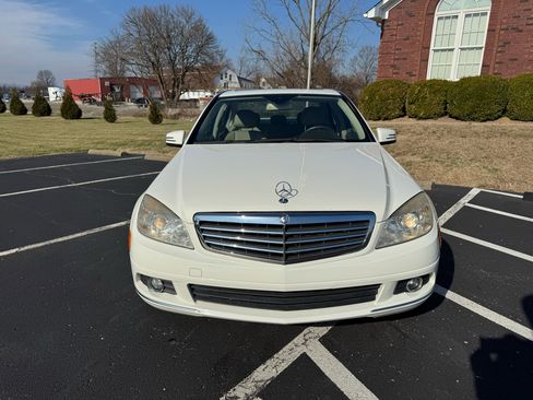 Used 2010 Mercedes-Benz C 300 Sedan image 13