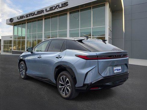 Certified 2024 Lexus RZ 450e Premium w/ Technology Package AWD/4WD image 5