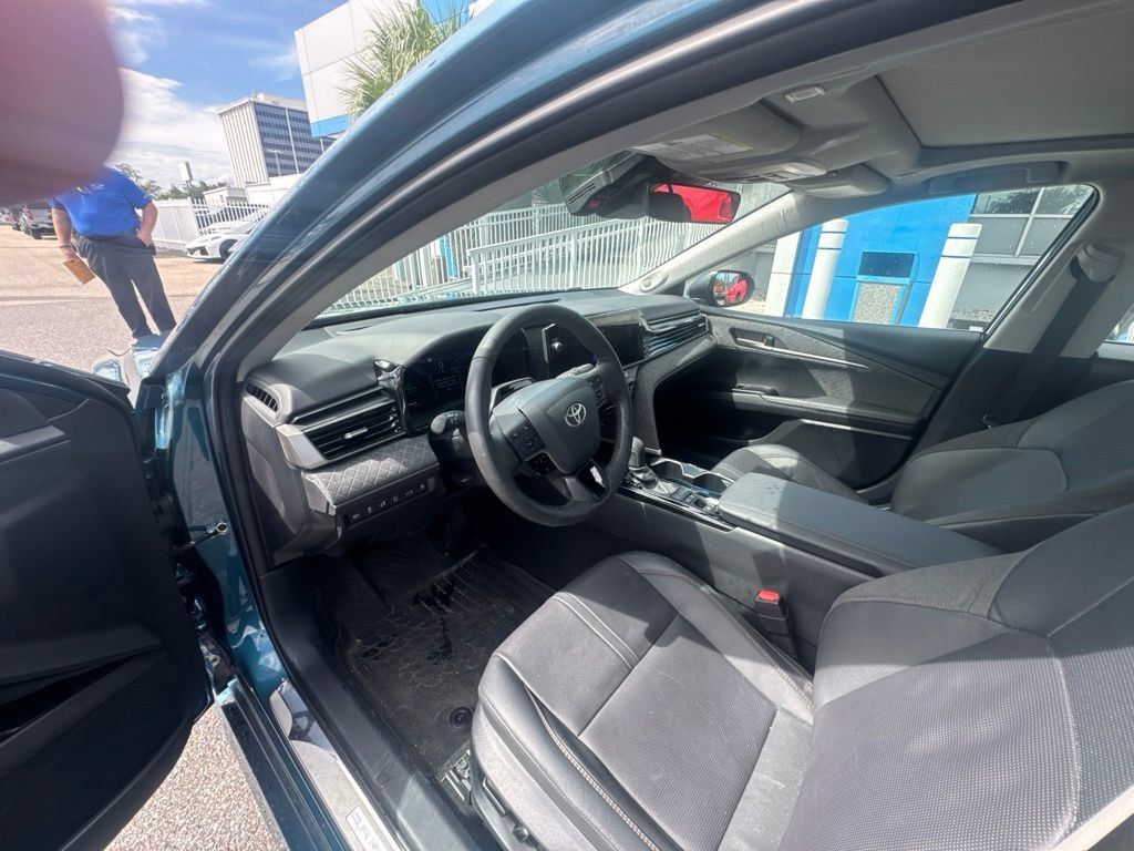 Used 2025 Toyota Camry XLE w/ Premium Plus Package AWD/4WD image 12