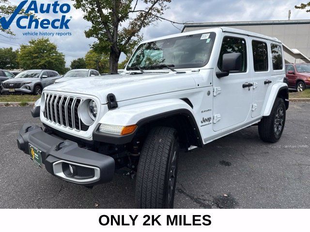 Used 2024 Jeep Wrangler Unlimited Sahara AWD/4WD image 3