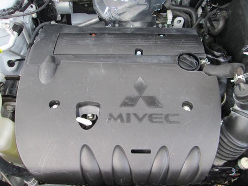 Used 2025 Mitsubishi Outlander Sport ES AWD/4WD image 38