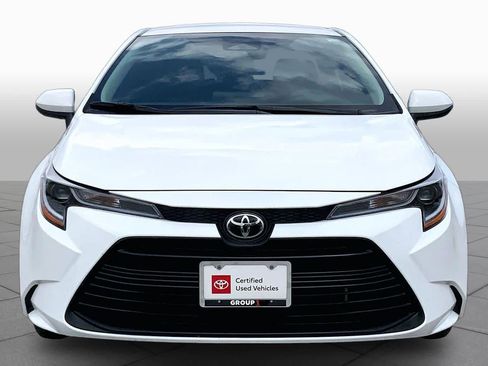Used 2026 Toyota Corolla LE FWD image 4
