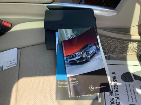 Used 2014 Mercedes-Benz E 350 4MATIC Sedan w/ Premium 1 Package image 27