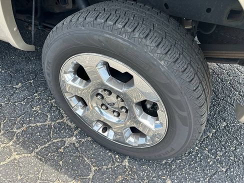 Used 2009 Ford F150 Lariat AWD/4WD image 8