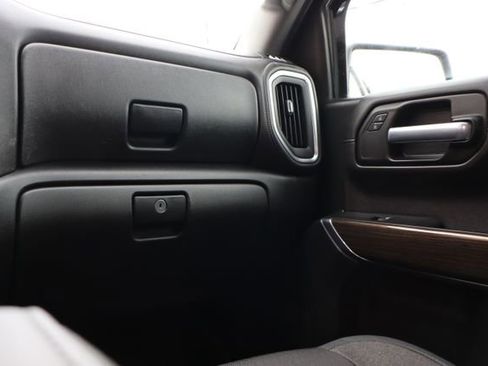 Used 2019 Chevrolet Silverado 1500 RST w/ All-Star Edition image 40