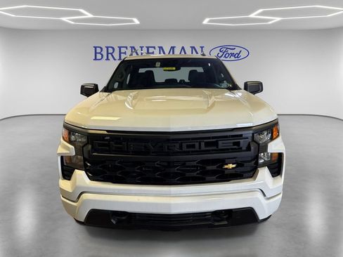 Used 2025 Chevrolet Silverado 1500 Custom AWD/4WD image 2