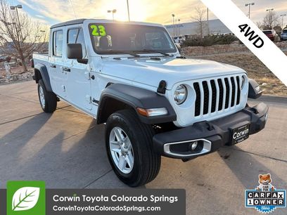 Used 2023 Jeep Gladiator Sport