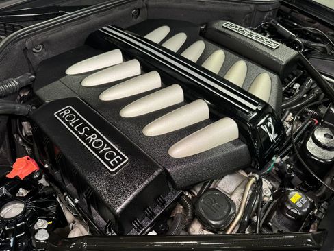 Used 2017 Rolls-Royce Dawn image 46