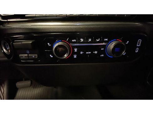 Certified 2023 Chevrolet Silverado 1500 RST image 16