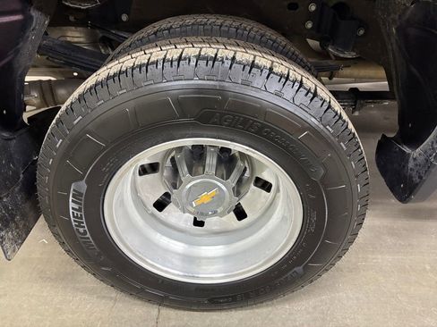 Used 2024 Chevrolet Silverado 3500 LTZ w/ LTZ Convenience Package image 9