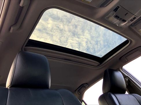 Used 2013 Toyota Camry SE image 14