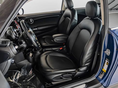 Used 2014 MINI Cooper 2-Door Hardtop image 21