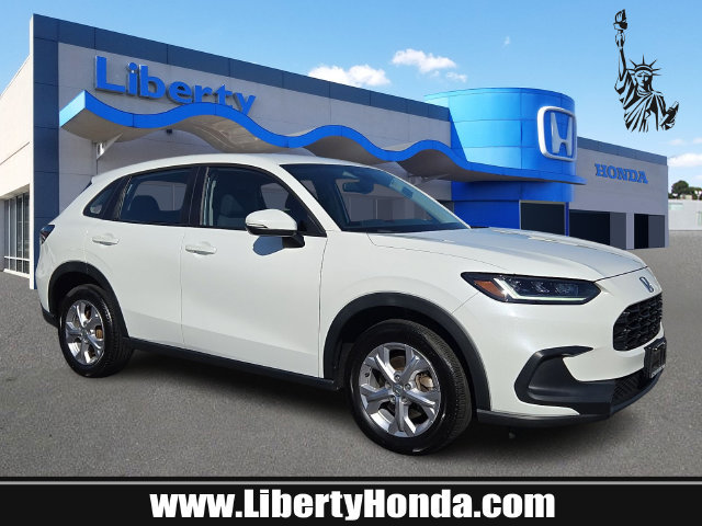 Used 2024 Honda HR-V LX image 1