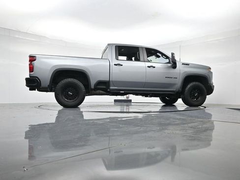 Used 2024 Chevrolet Silverado 2500 Custom w/ Z71 Off-Road Package image 28