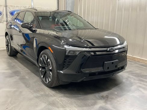 Used 2024 Chevrolet Blazer EV RS AWD/4WD image 2