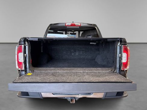 Used 2016 GMC Canyon SLT AWD/4WD image 11