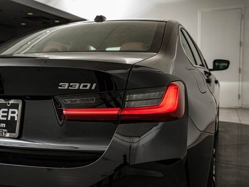New 2026 BMW 330i xDrive Sedan w/ Premium Package AWD/4WD image 9