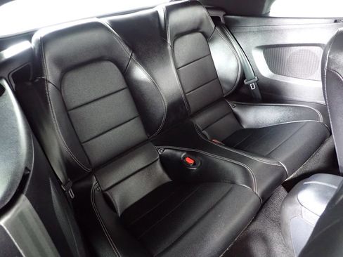 Used 2021 Ford Mustang GT Premium RWD image 32